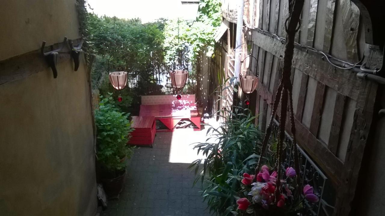 Appartement Charmant A Troyes Avec Jardin Cloture 50 M² Kültér fotó